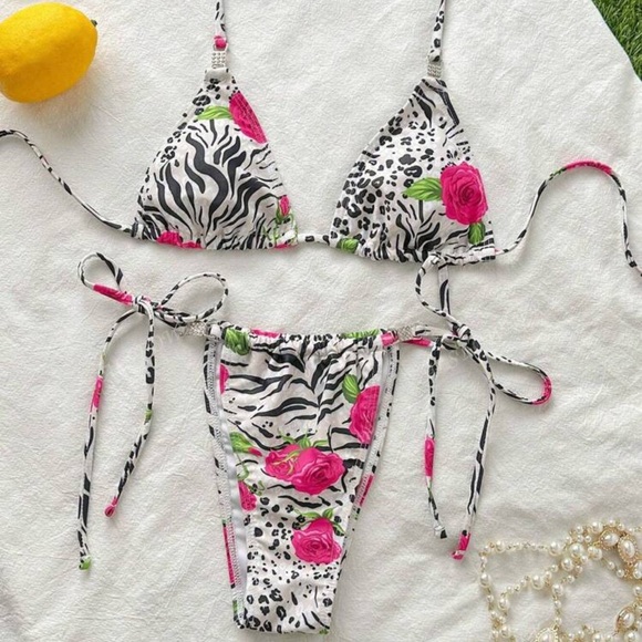 Bikini Set - Picture 1 of 1